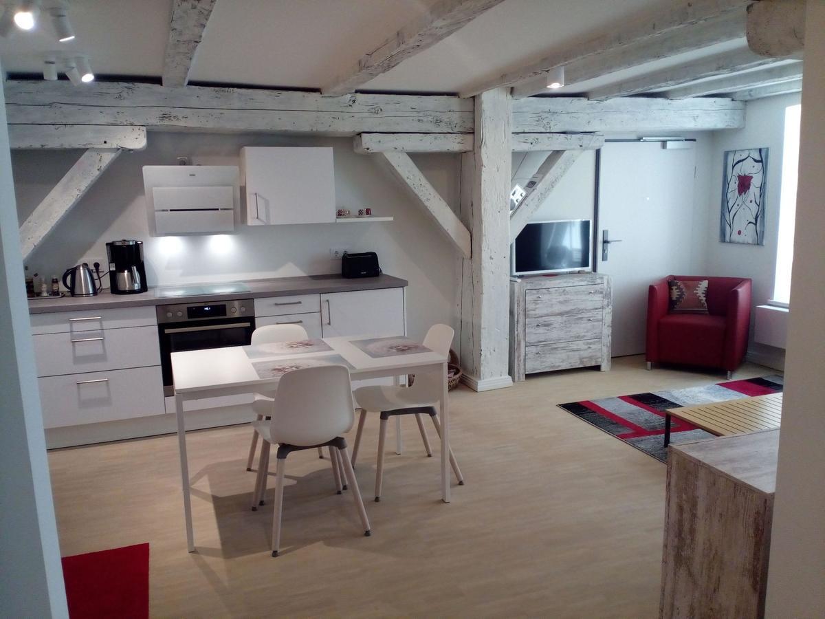 Apartment Schones Ambiente In Ferienwohnung Im Historischen Speicher Lübeck