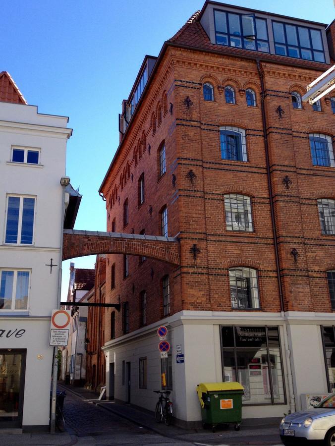 Schones Ambiente In Ferienwohnung Im Historischen Speicher Apartment *